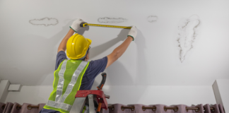 Fixing Ceiling Leaks Fast with Expert Repair Services